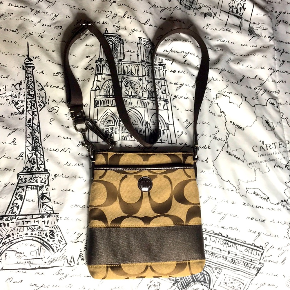 Crossbody COACH bag